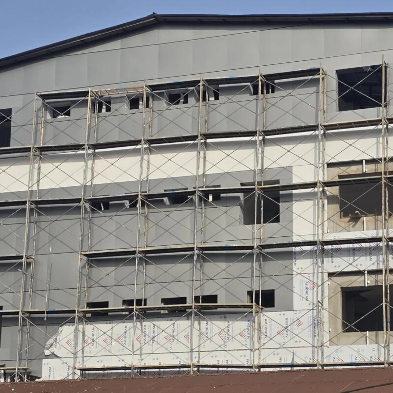 Guinea Aluminum Composite Panel Building Facade Project
