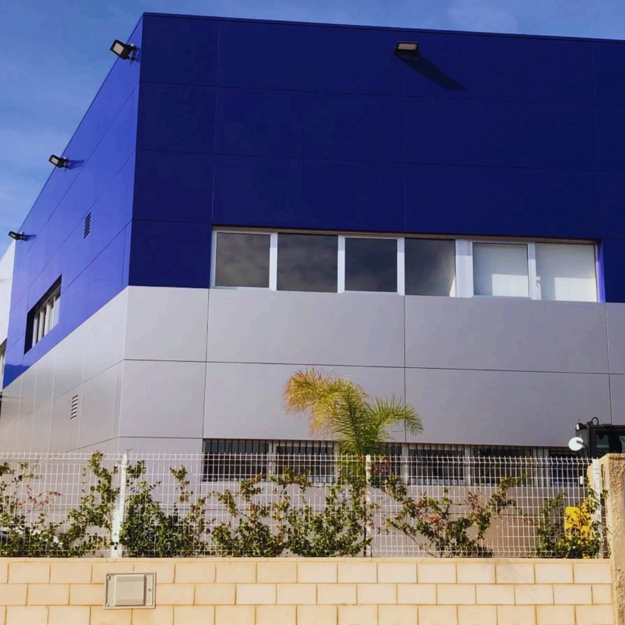 Spain Factory Aluminum Composite Panel Facade Project