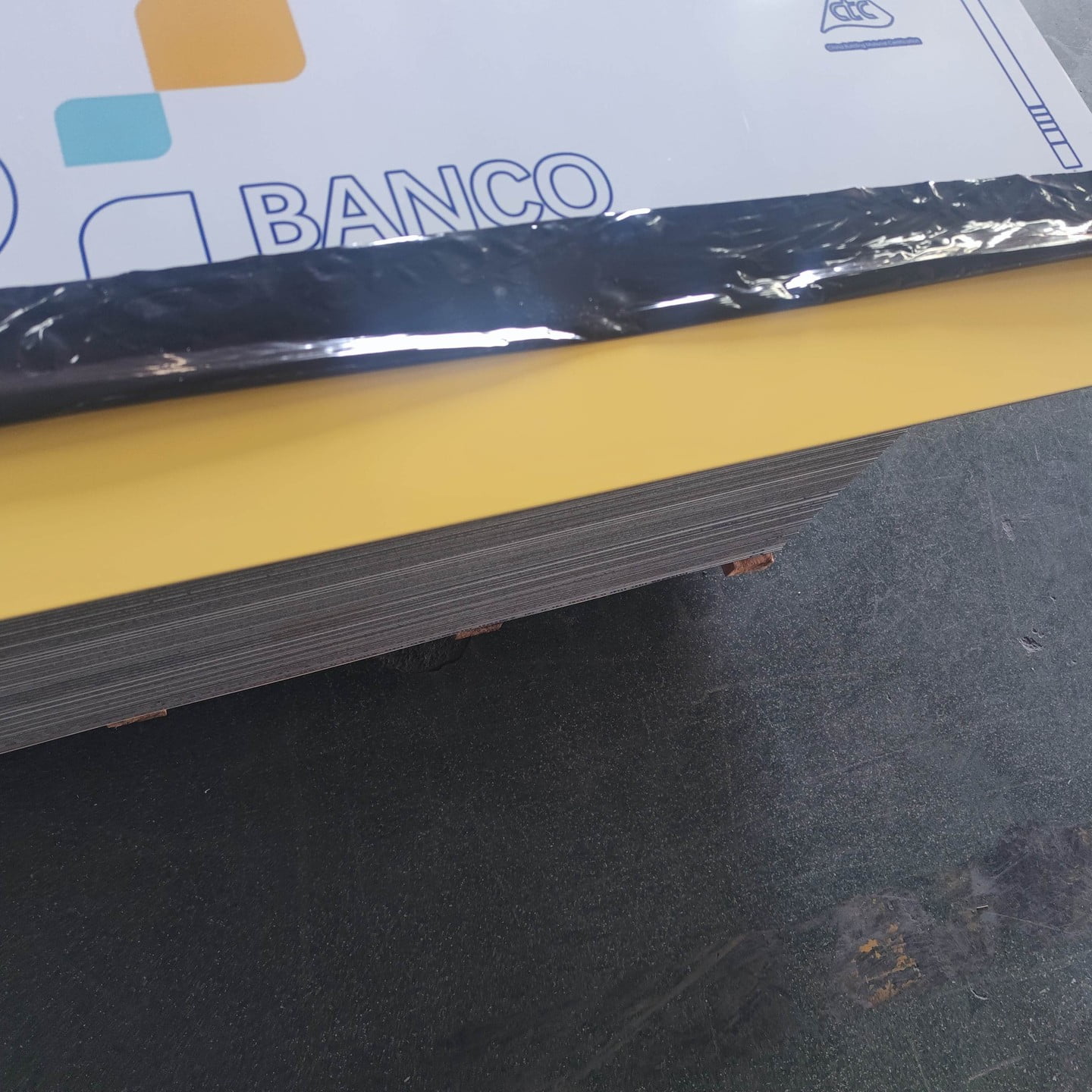 BI BANK Custom Blue Aluminum Composite Panel Facade Project