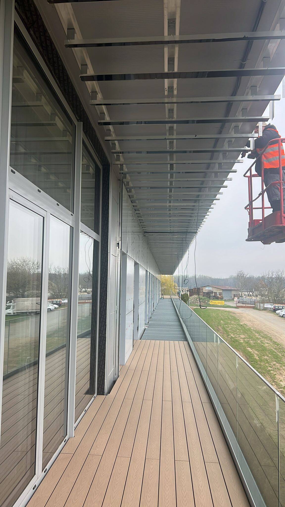 Europe Custom-size Aluminum Composite Panel Commercial Facade Project